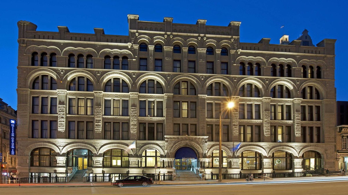 East Town Hotel | Hilton Garden Inn Milwaukee Downtown