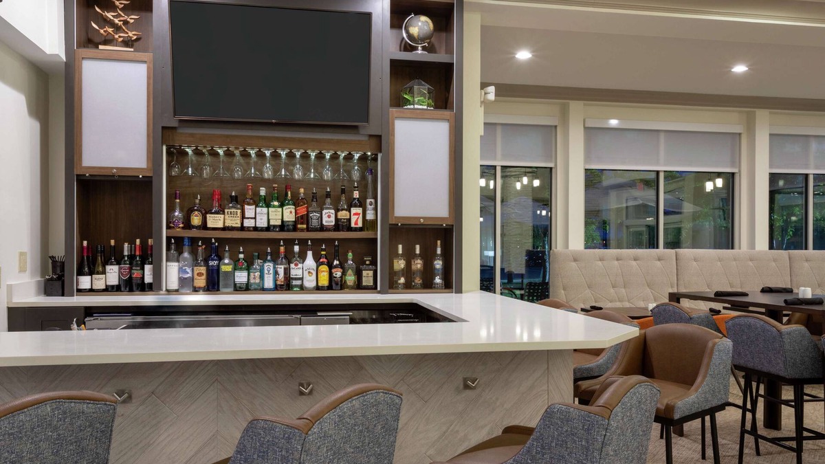 Shoreview Hotel | Hilton Garden Inn Minneapolis St. Paul-Shoreview