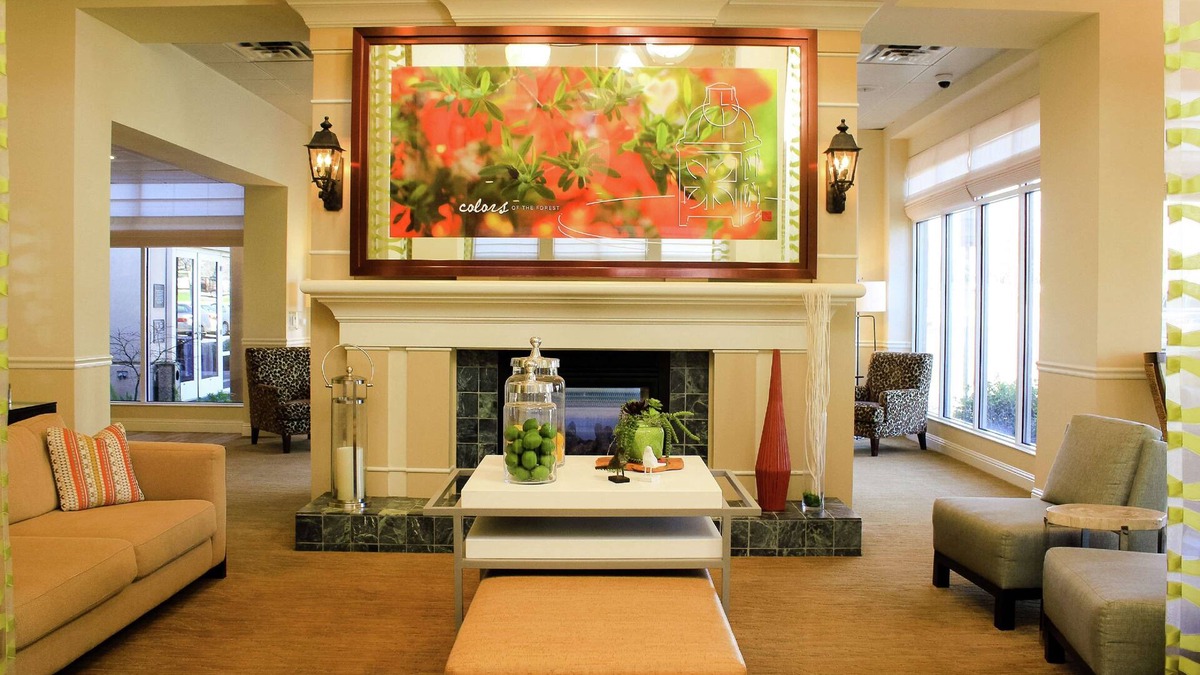 South Bechelli Hotel | Hilton Garden Inn Redding
