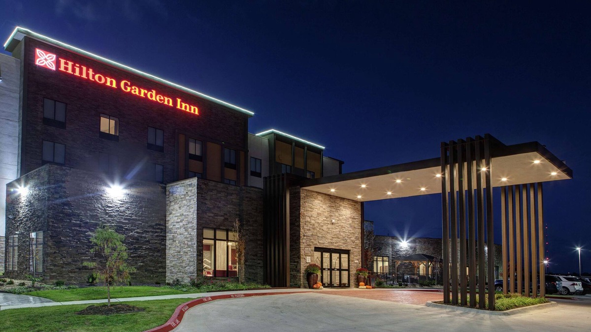 Southwest Topeka Hotel | Hilton Garden Inn Topeka