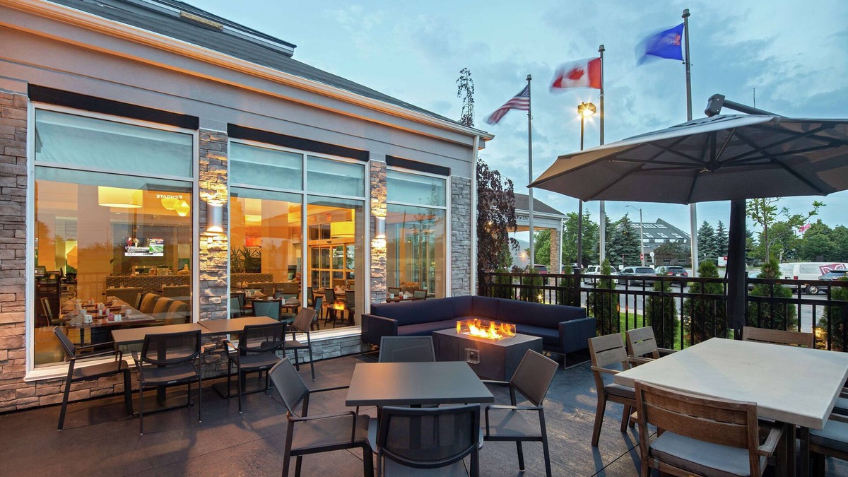 Clearview Hotel | Hilton Garden Inn Toronto/Oakville