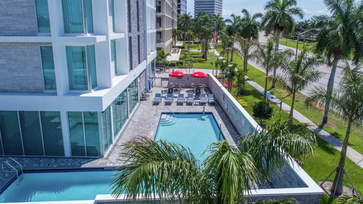 Land of the Presidents Hotel | Hilton Garden Inn West Palm Beach I95 Outlets