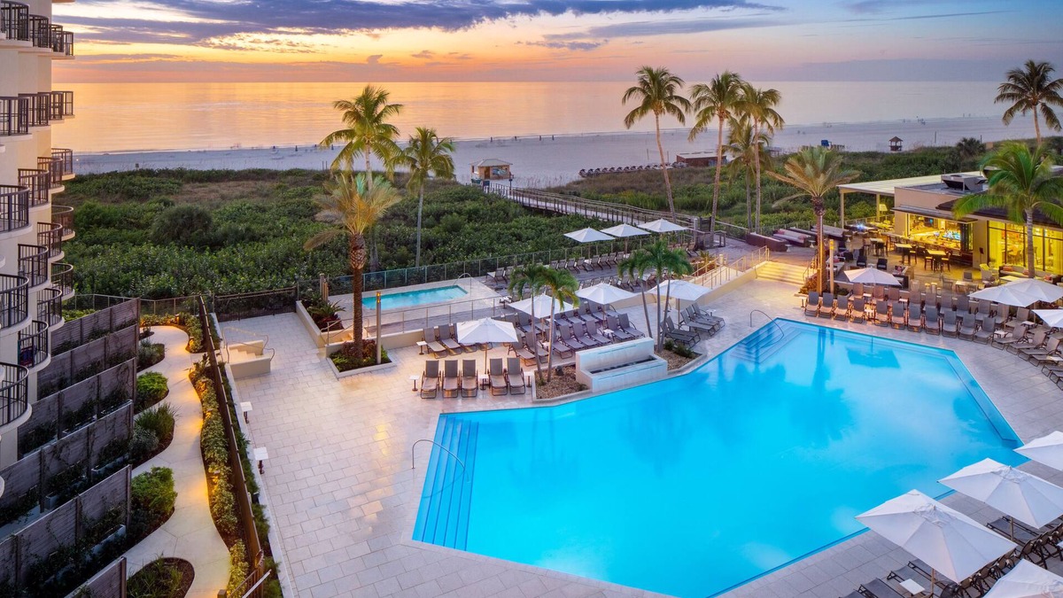 Marco Island Resort | Hilton Marco Island Beach Resort and Spa