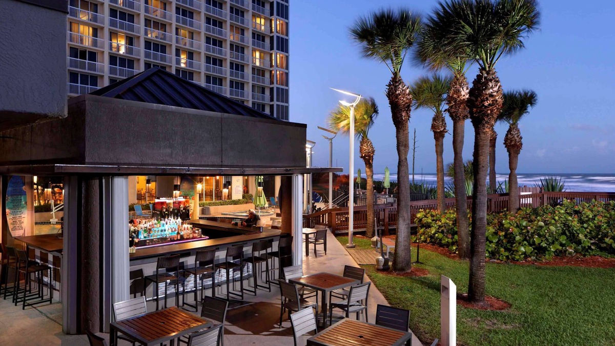 Indialantic Hotel | Hilton Melbourne Beach Oceanfront