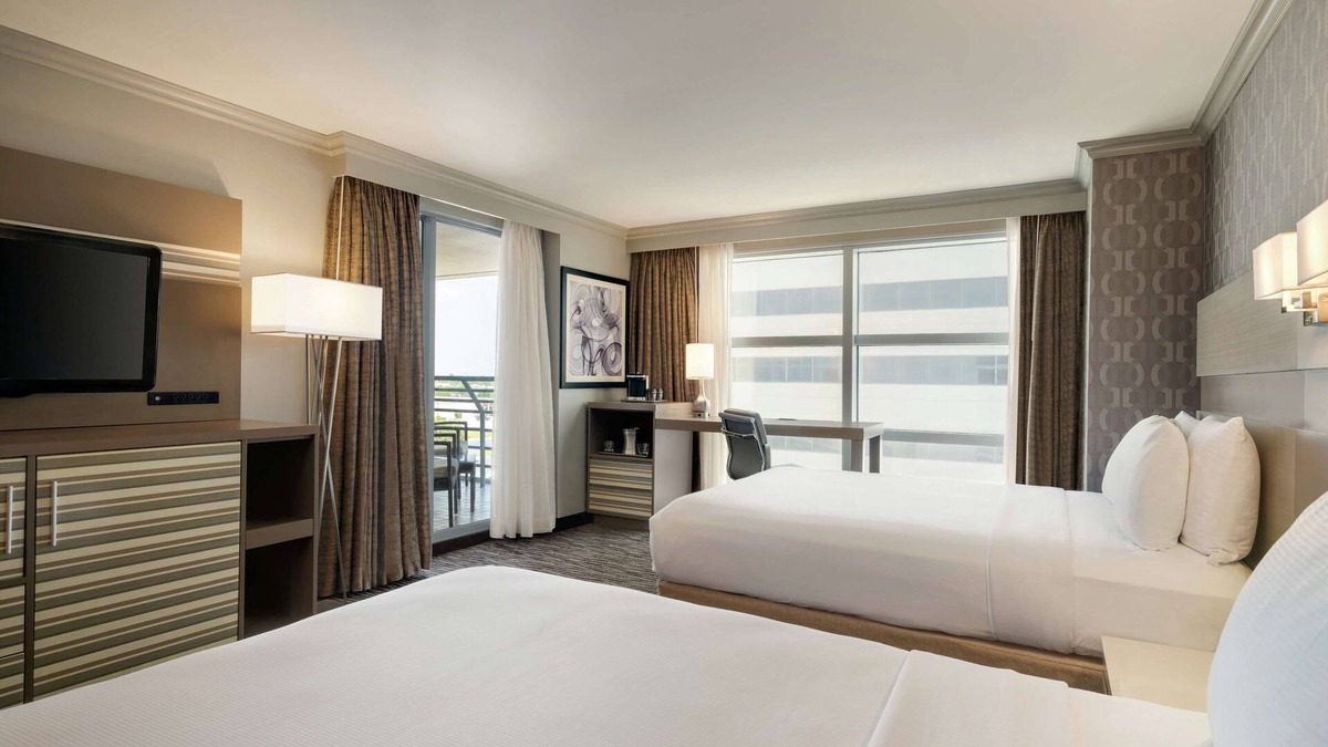 Melbourne Hotel | Hilton Melbourne, FL