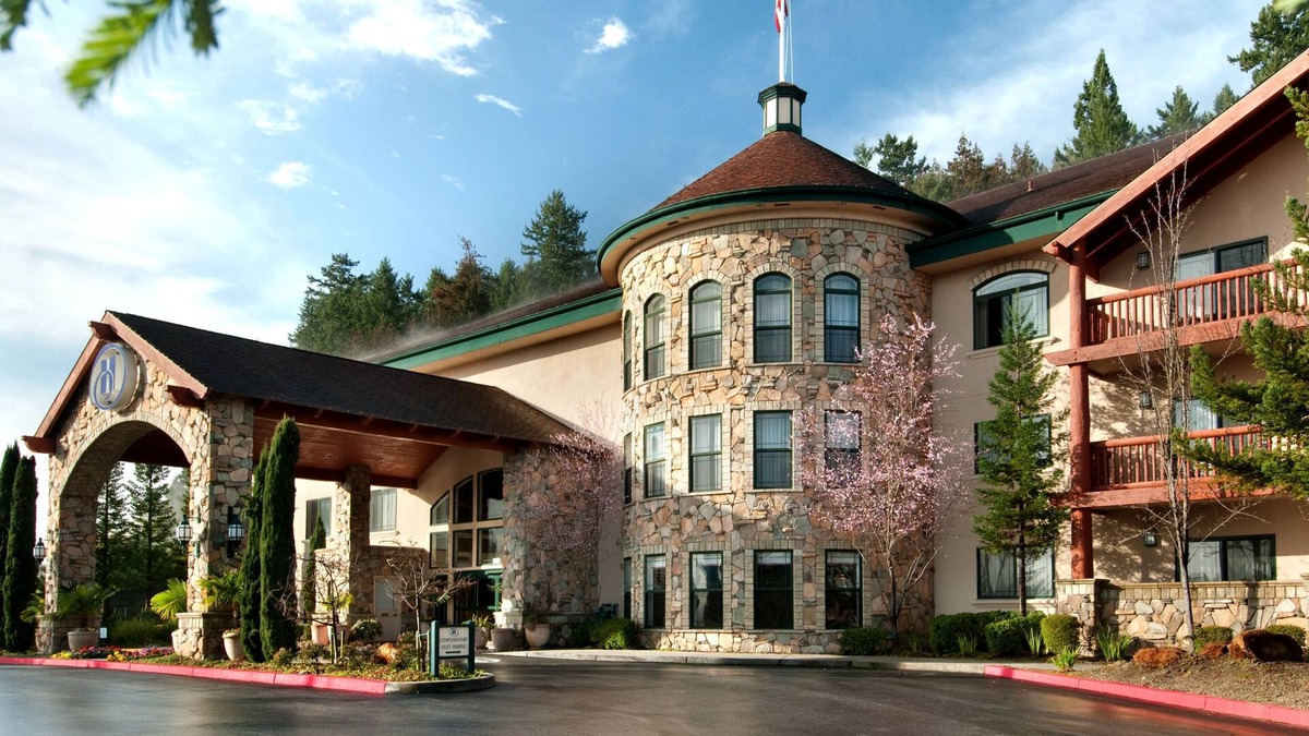 Scotts Valley Hotel | Hilton Santa Cruz/Scotts Valley