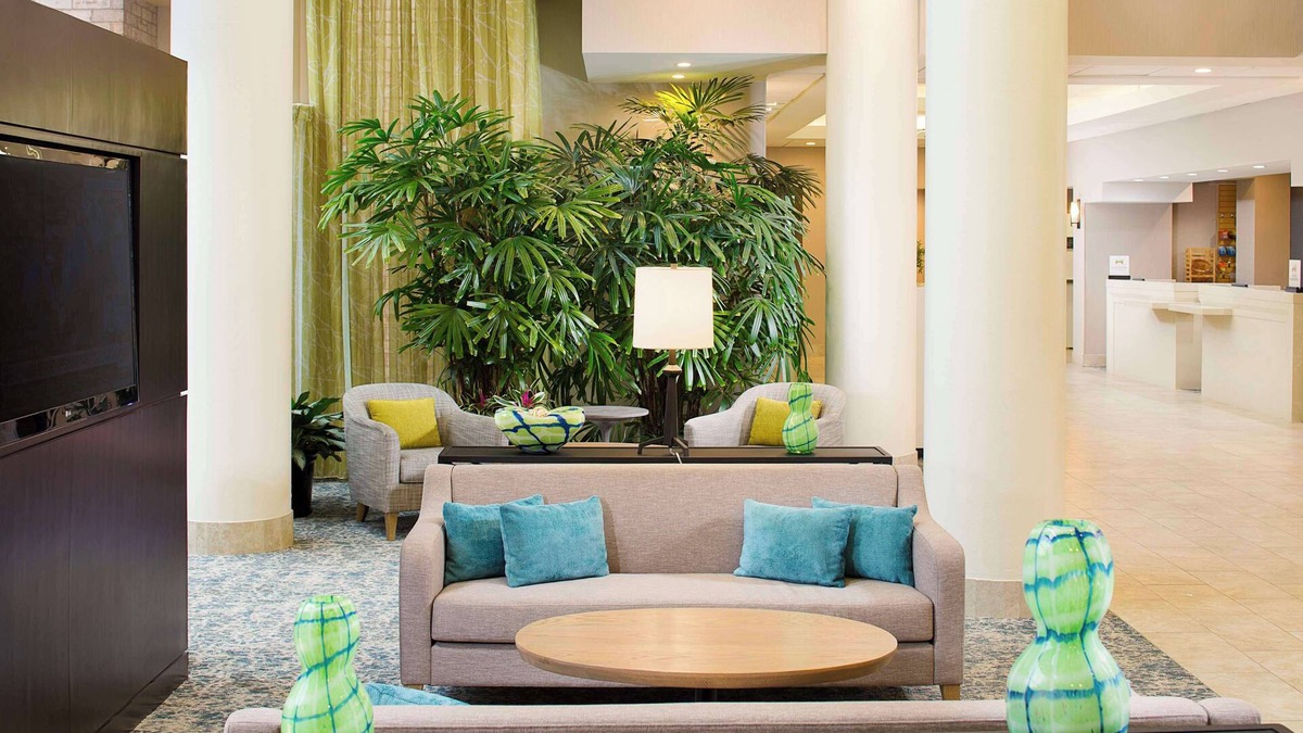 Sandy Springs Hotel | Hilton Suites Atlanta Perimeter