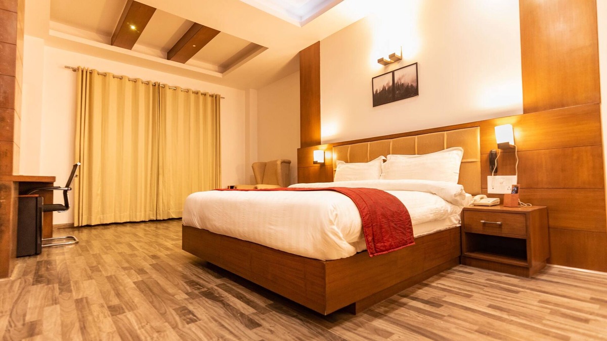 Kempty Range Hotel | Himalayan Splendour Resort