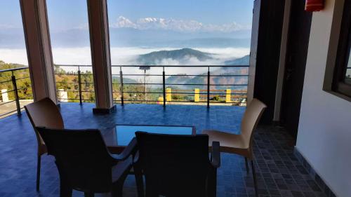 Kausani House | Himalive Homestay