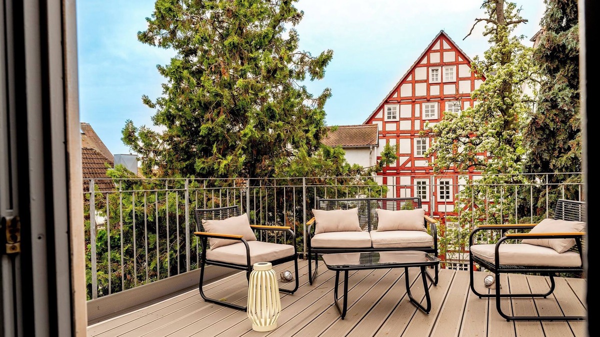 Marburg Apartment | Himmlische Altstadt-maisonette mit Dachterrasse