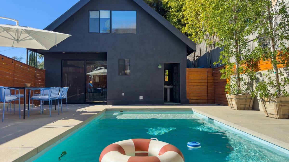 Eagle Rock House | Hip and Dreamy Furnished Pool House - 3 Bed and 4 Bath in Prime Eagle Rock!