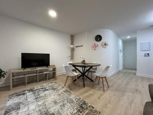 Durango Apartment | Hiri Zahar Suites 2