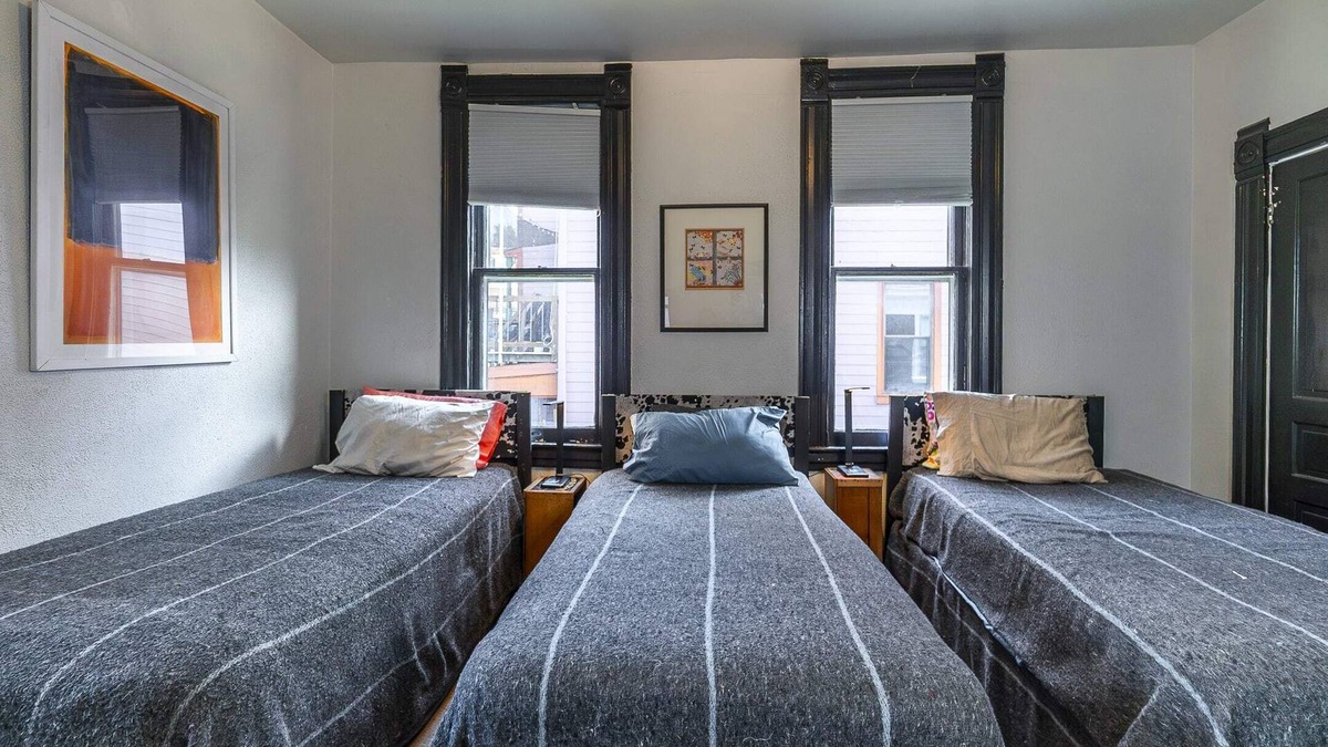Homestead Apartment | Historic 3 Bed Apartment - Unique Experience