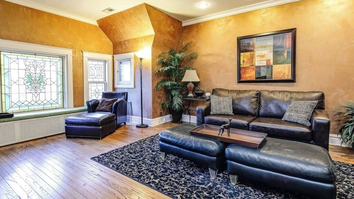 Gold Coast Apartment | Historic and Unique Brownstone in Gold Coast - 3