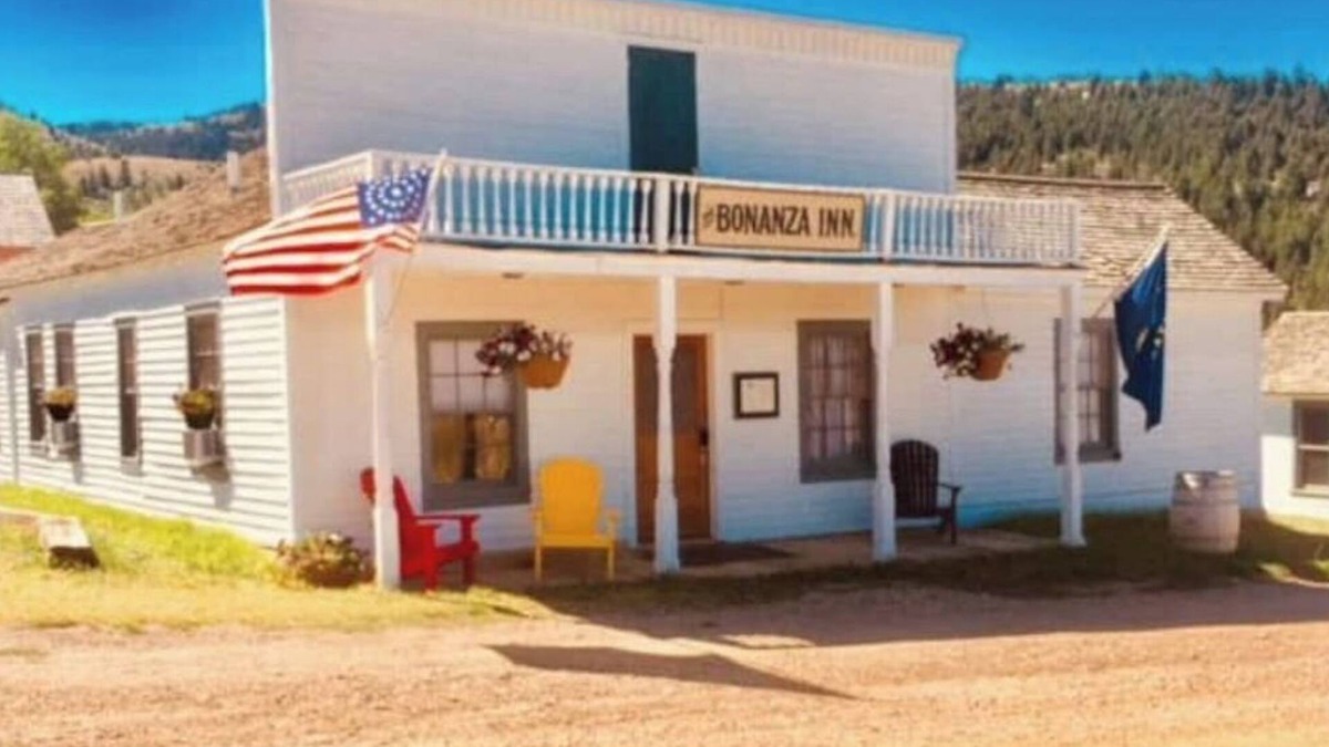Virginia City Apartment | Historic Bonanza Inn Room 2 in Virginia City