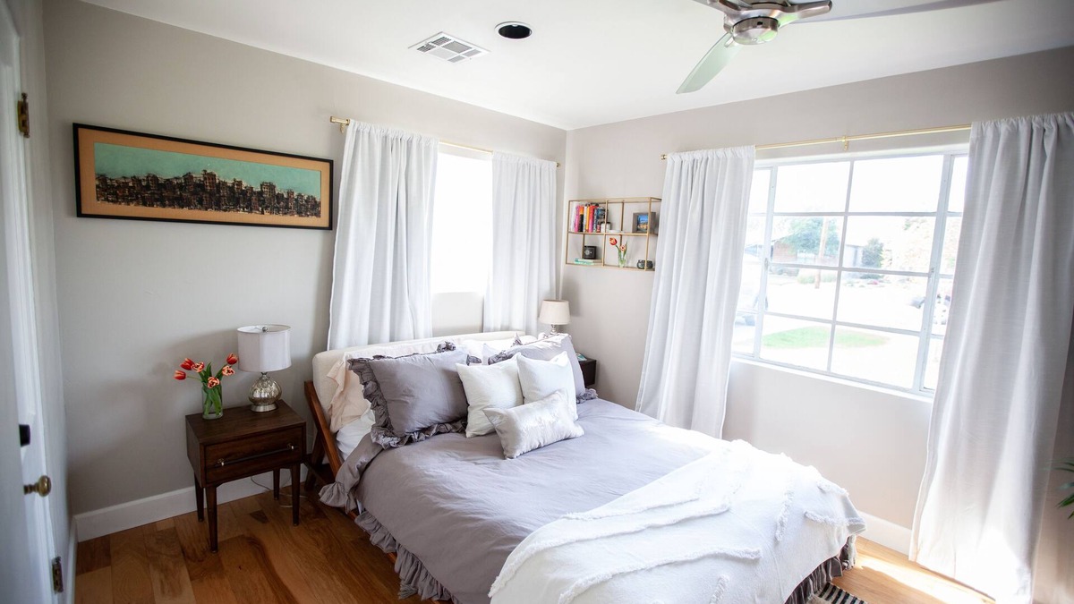 Phoenix College House | Historic Brick Bungalow - Near Downtown Phoenix