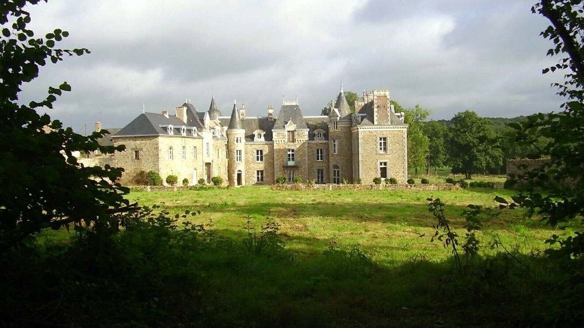 La Croixille Other | Historic castle