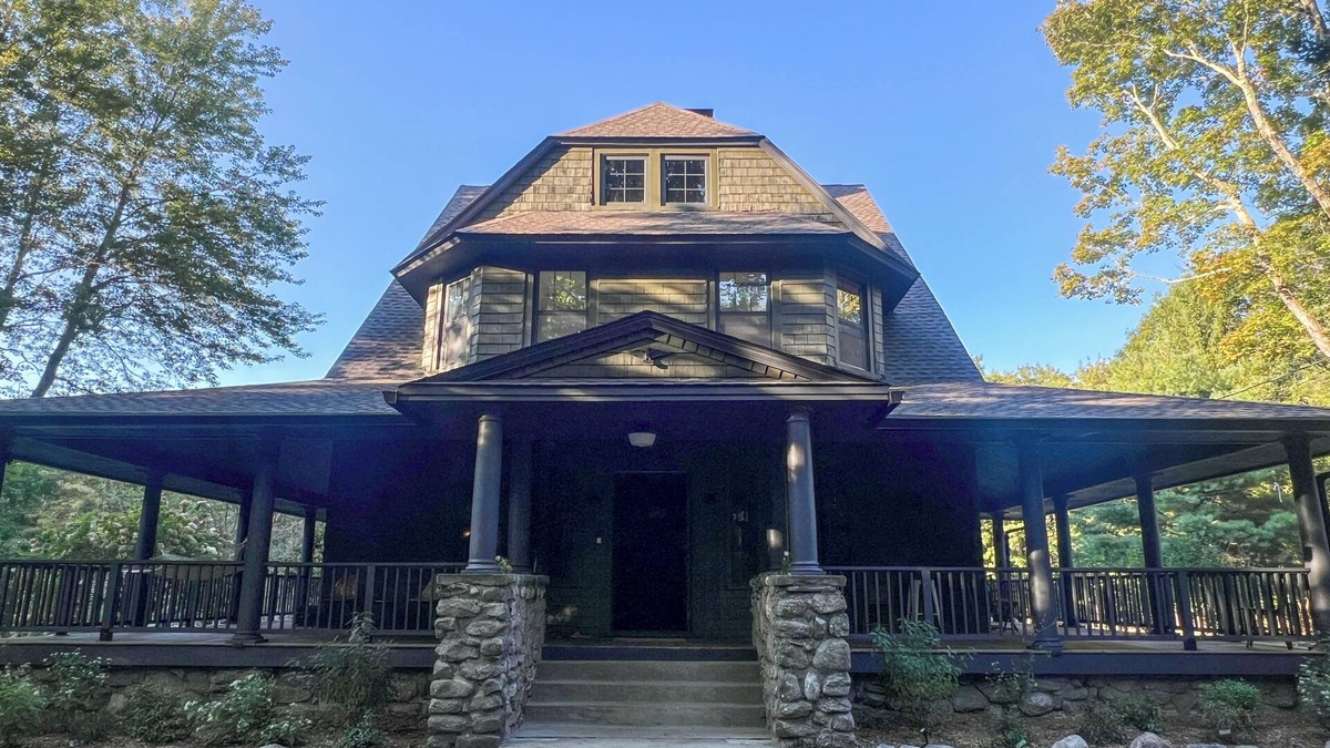 Mamakating Park Historic District House | Historic Catskill Mountain Mini-Estate