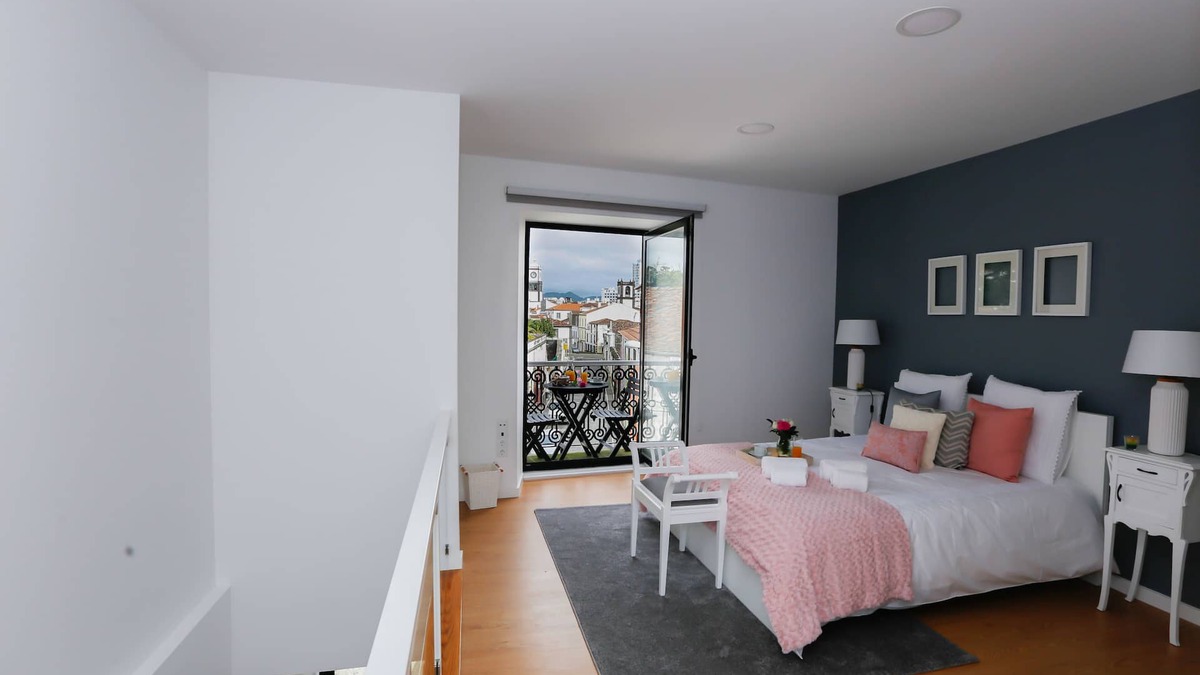 Ponta Delgada Apartment | Historic center of Ponta Delgada - Balcony and Free Wifi