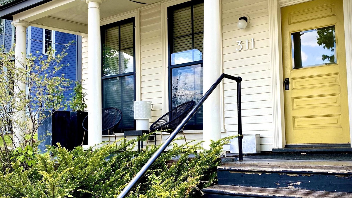 West Seventh House | Historic Charm-Modern Elegance in W7th/DT St. Paul