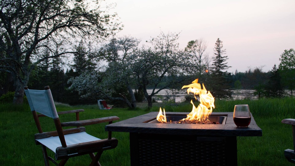 Stonington Cottage | Historic Cottage on Secluded Cove, with kayak, canoe and private ocean access.