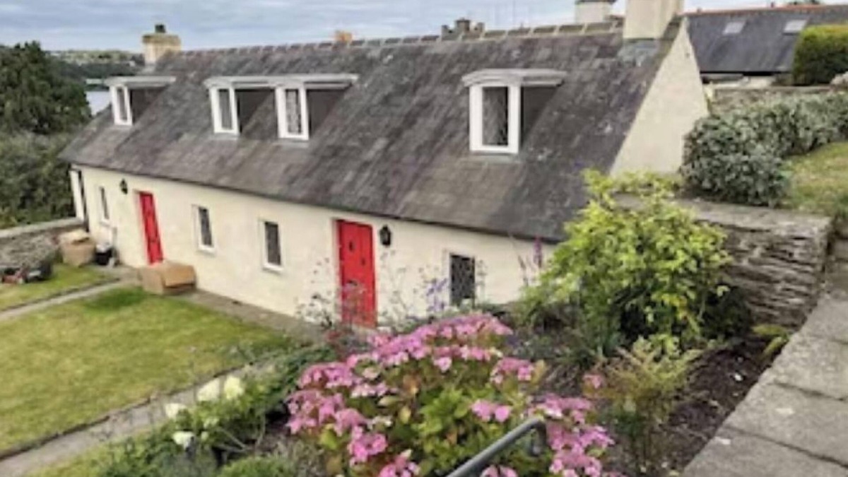 Kinsale Town Centre Cottage | Historic cottage overlooking Kinsale harbour