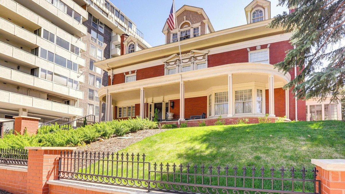 Capitol Hill House | Historic French Consulate! Cap Hill Area, Walkable