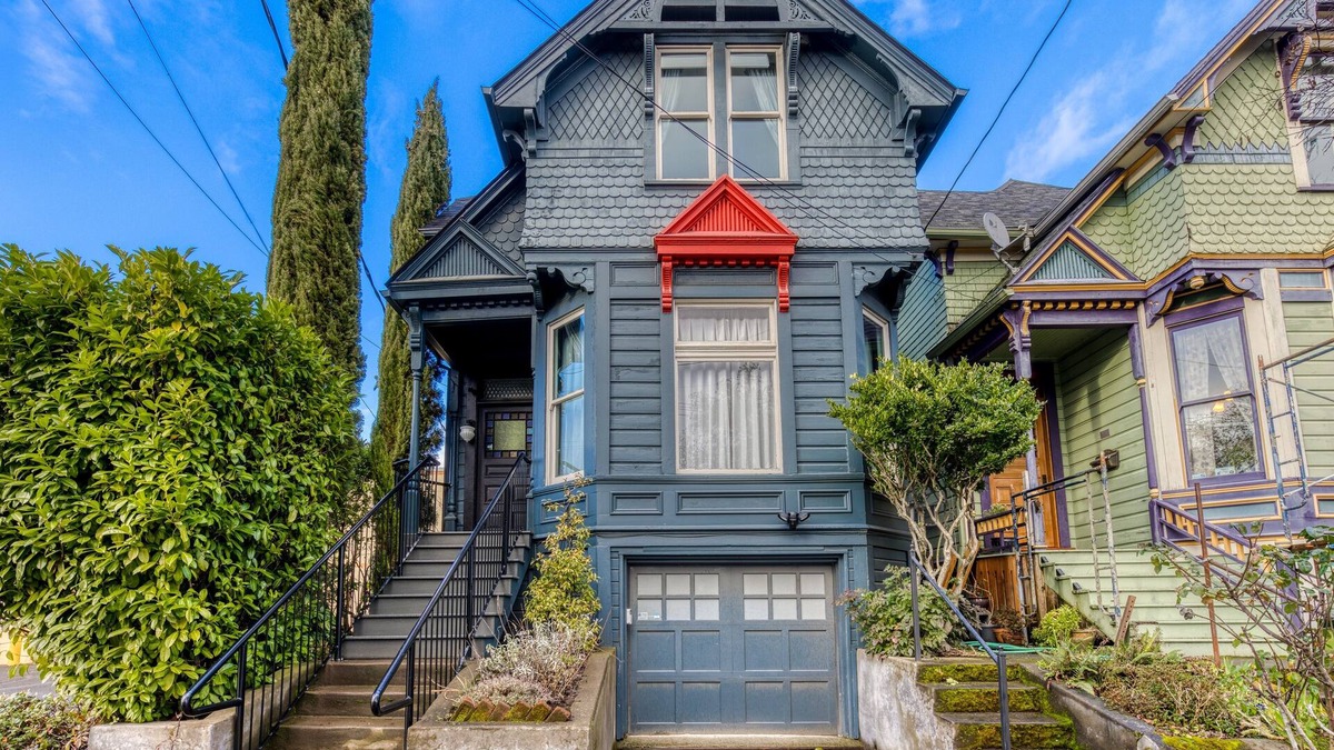 Hosford-Abernethy House | Historic Garden Retreat