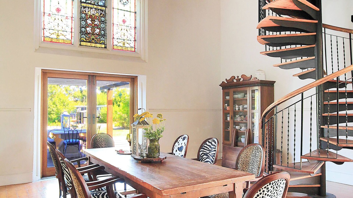 Woodford House | Historic home, close to amenities, family/group friendly, pool, spa, fire pit!