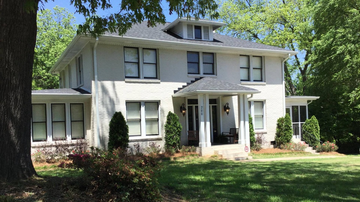 Monroe House | Historic Home for that Special Occasion