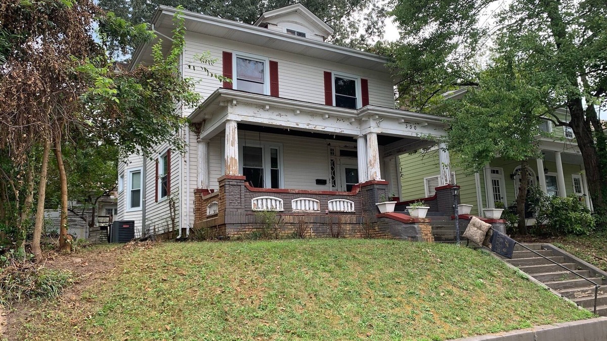 Petersburg House | Historic home in Petersburg