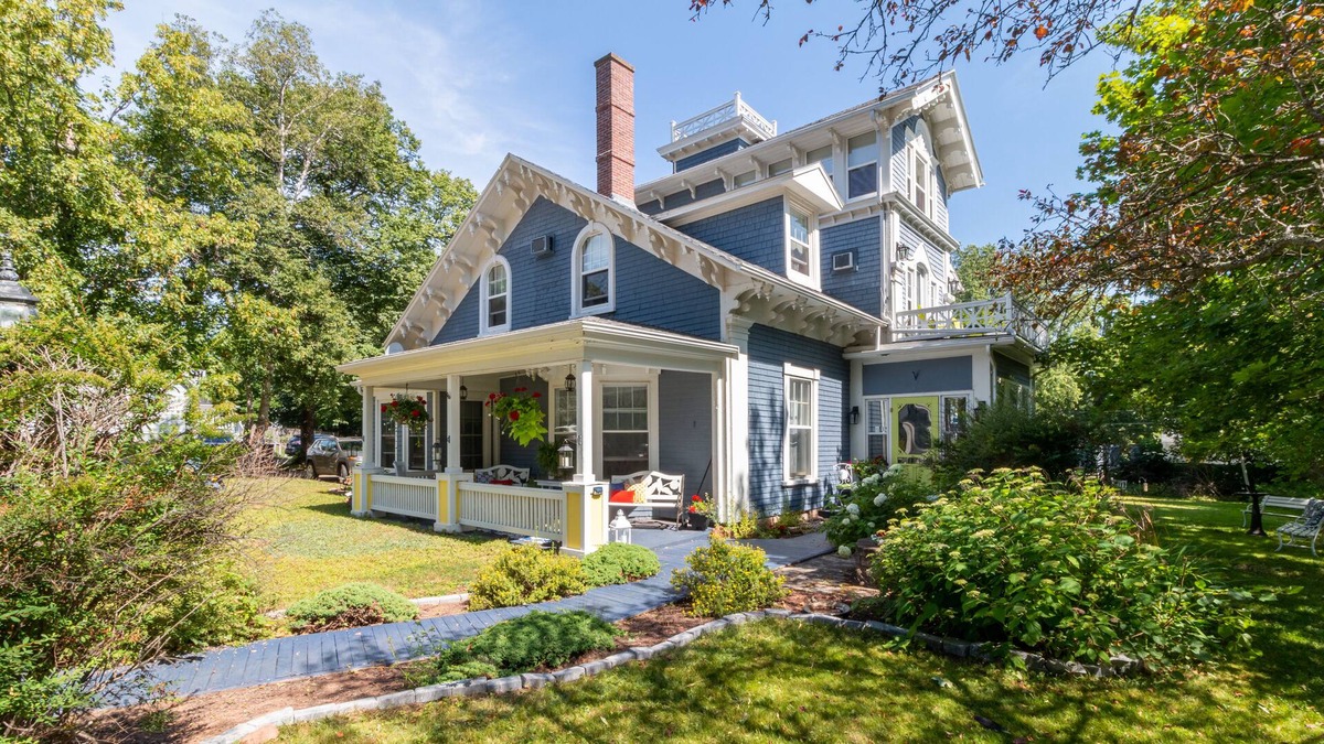 Charlottetown House | Historic home with Modern Amenities in Charlottetown, PEI