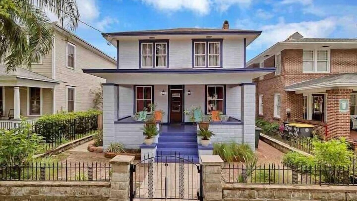 Springfield Apartment | Historic House + ADU Complex - Sleeps up to 21!