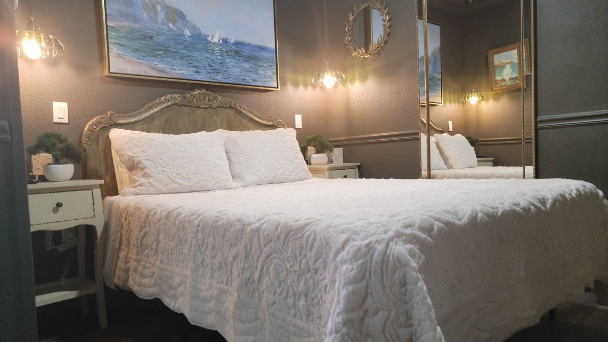Haines City Apartment | Historic Intimate Studio A