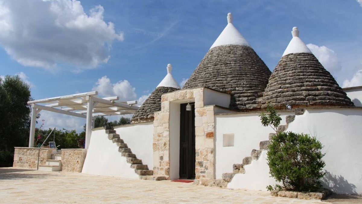 San Vito dei Normanni Villa | Historic trullo with private pool in the countryside close to the sandy beaches