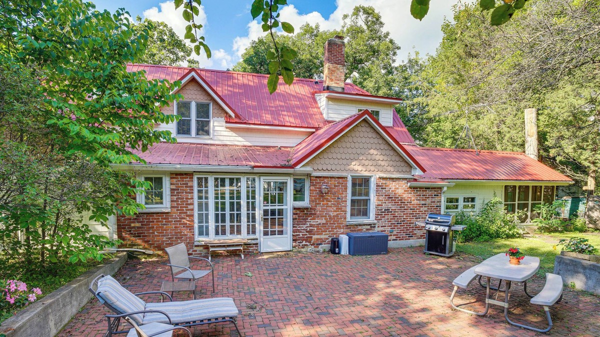 Ripon House | Historic Lakefront Home w/Dock on Green Lake!