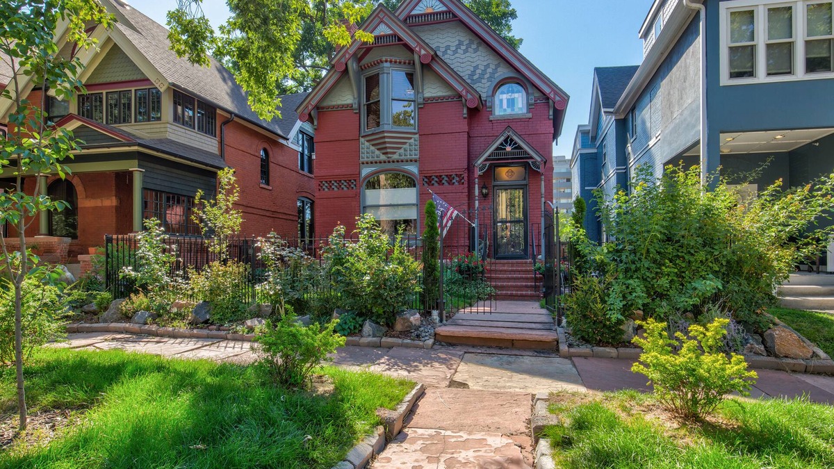 Cheesman Park House | Historic Landmark Home in Downtown Denver – Walk to Concerts, Dining, and More!n