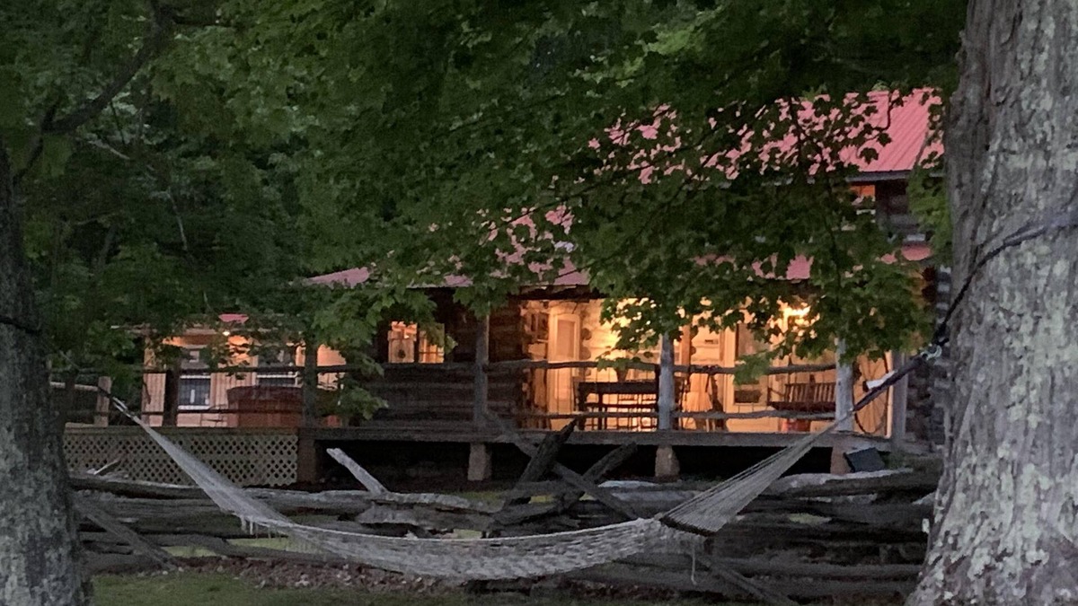 Marlinton Cabin | Historic Log Cabin near Williams River, Cranberry Glades and Snowshoe