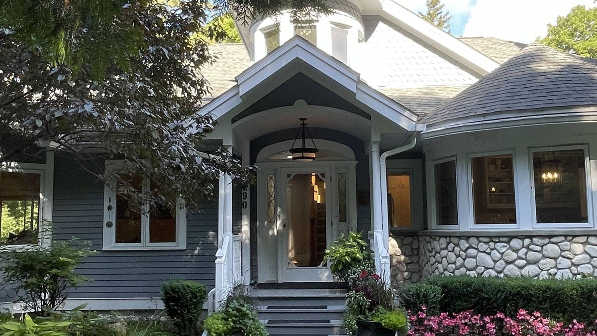 Mackinac Island State Park Cottage | Historic Mackinac Island Cottage