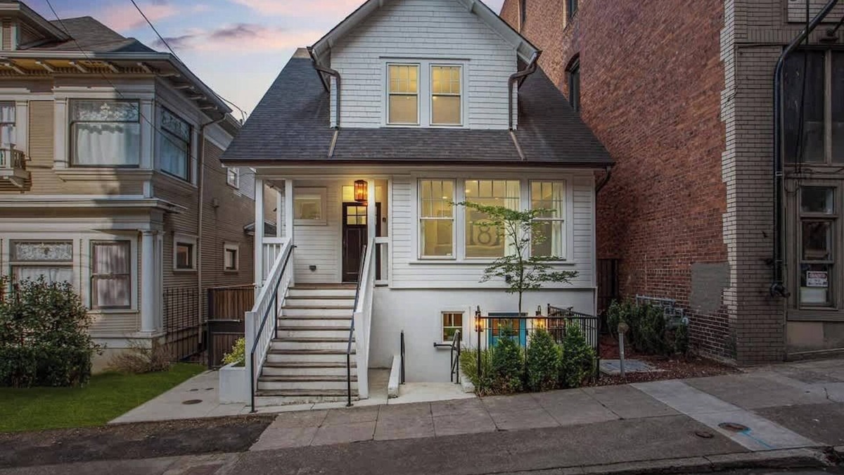Nob Hill House | Historic Meets Modern | 4BR Walk to NW 23rd