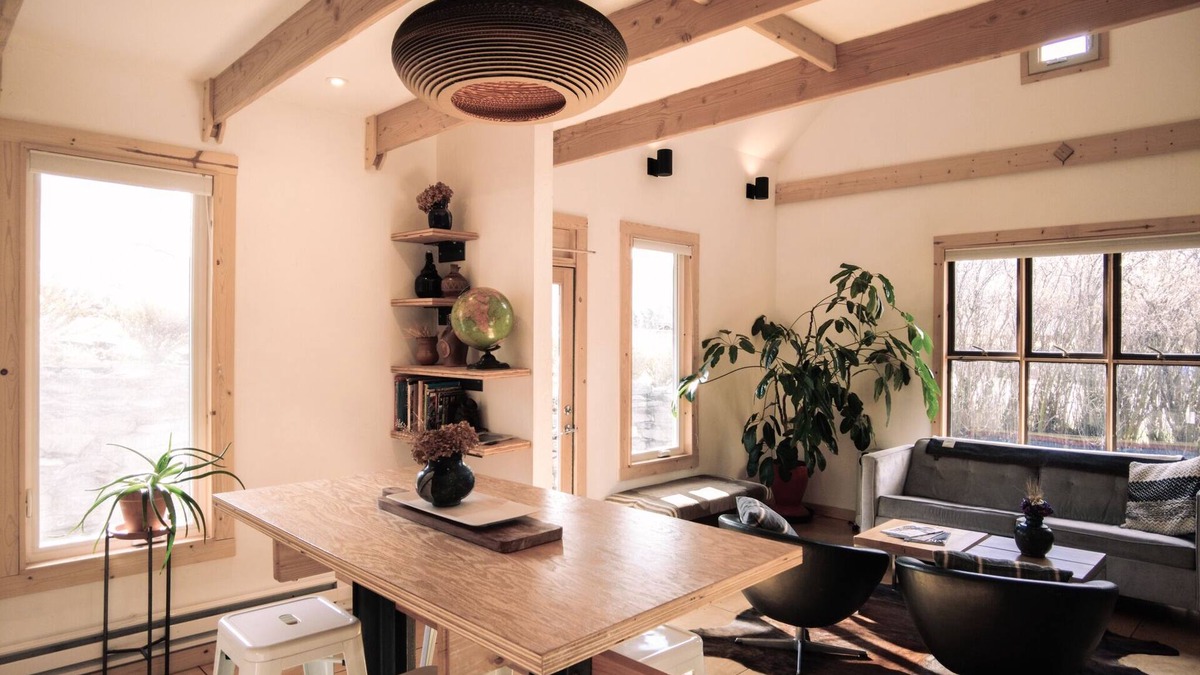 Westside House | Historic Missoula home with with a modern twist in Missoula’s beautiful Westside