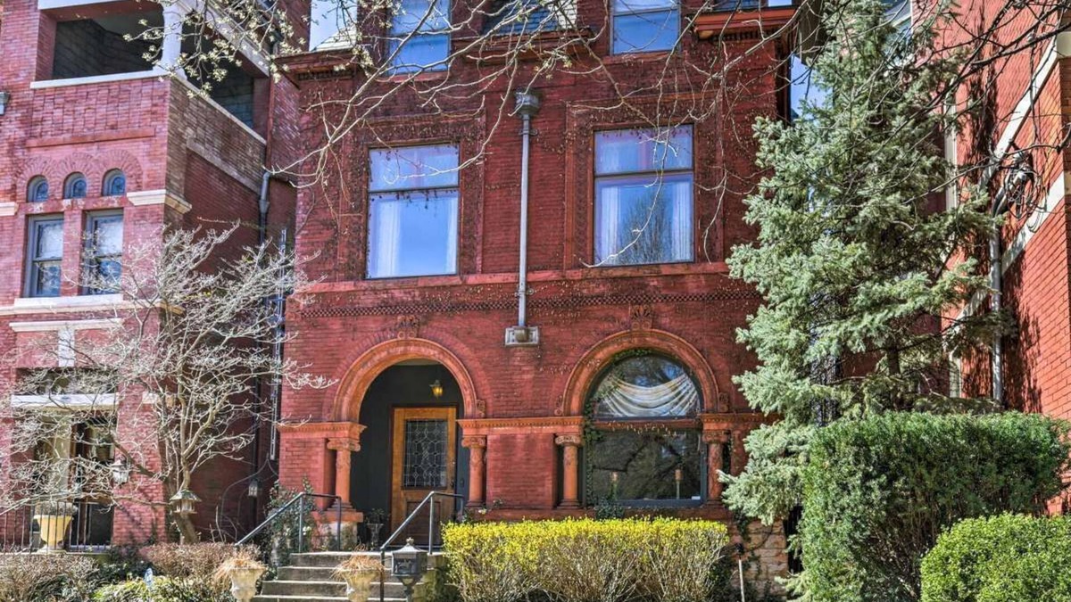 Old Louisville House | Historic Old Louisville Derby House