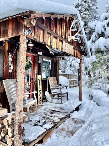 Parks House | Historic Parks Ranch Cabin near Williams