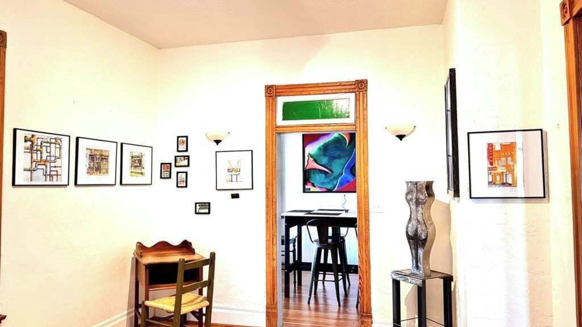Raton House | Historic Queen Anne Art Gallery House!