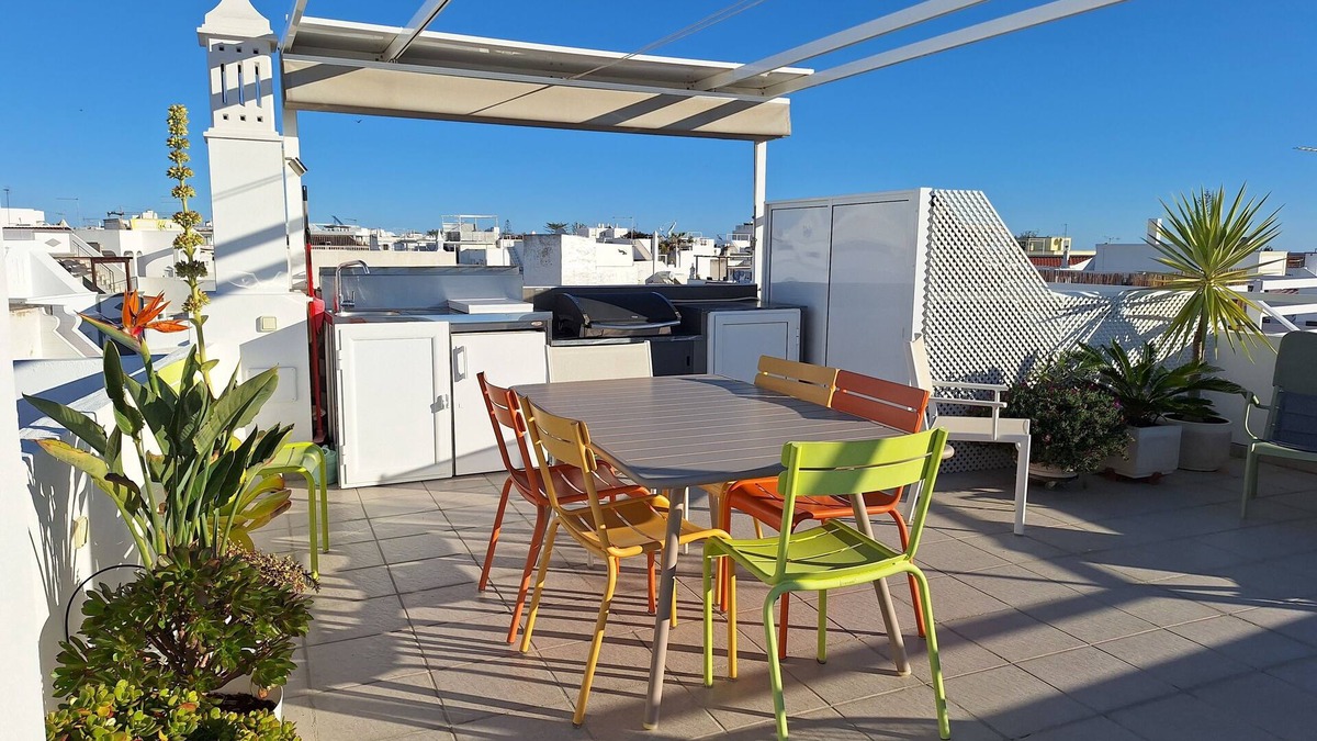 Olhao House | Historic Roof Top Olhão, 360° panoramic sea view.