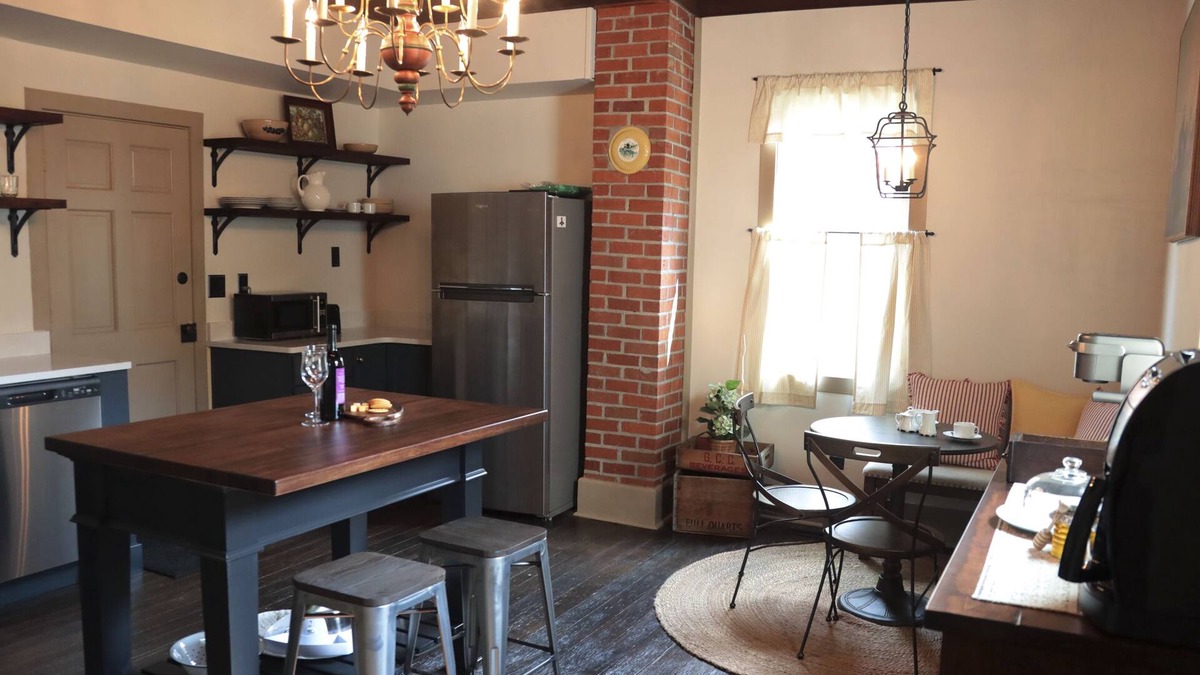 Zoar House | Historic Schoolmaster’s House in Zoar
