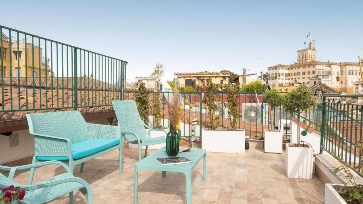 Rome City Centre Apartment | Historic Skyline Serenity by the Trevi with Panoramic Terraces