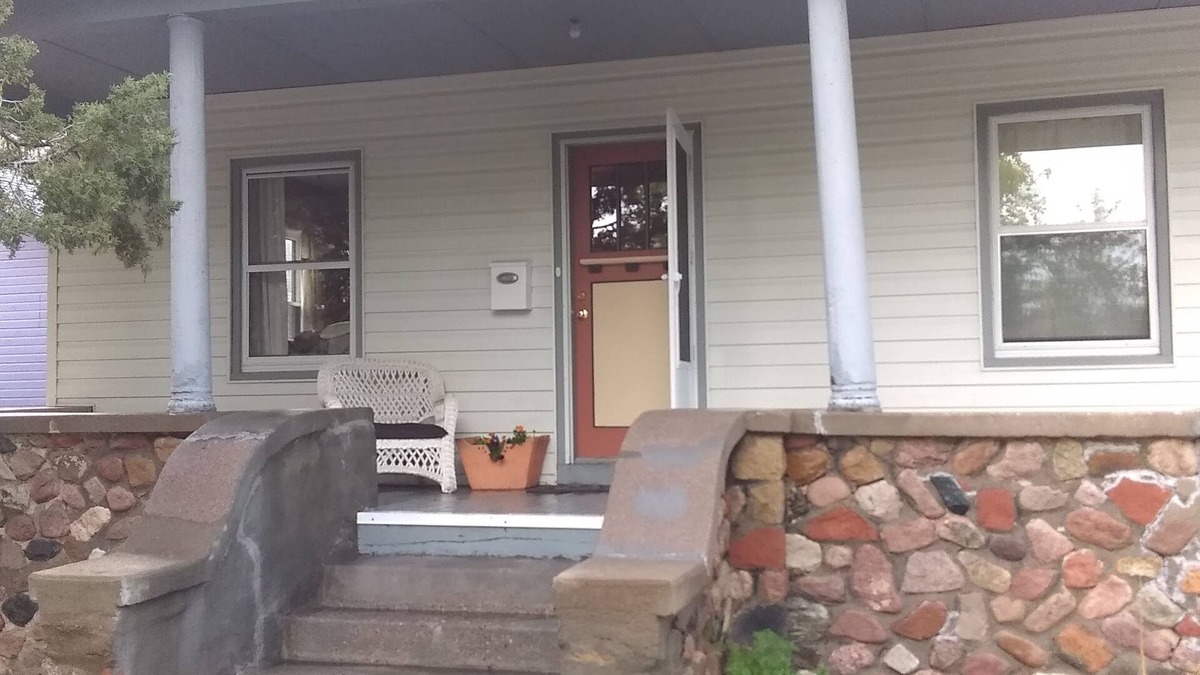Cheyenne House | Historic Stone Porch House - Only 5 min to downtown!