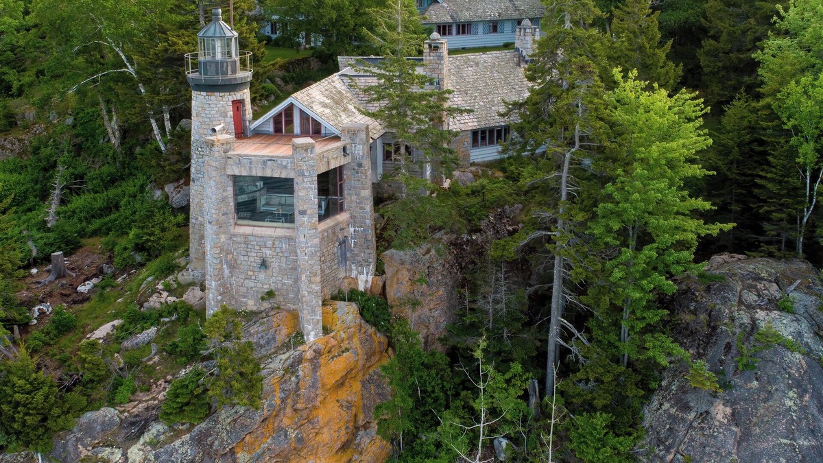 Brooklin House | Historic & Unique Waterfront Estate