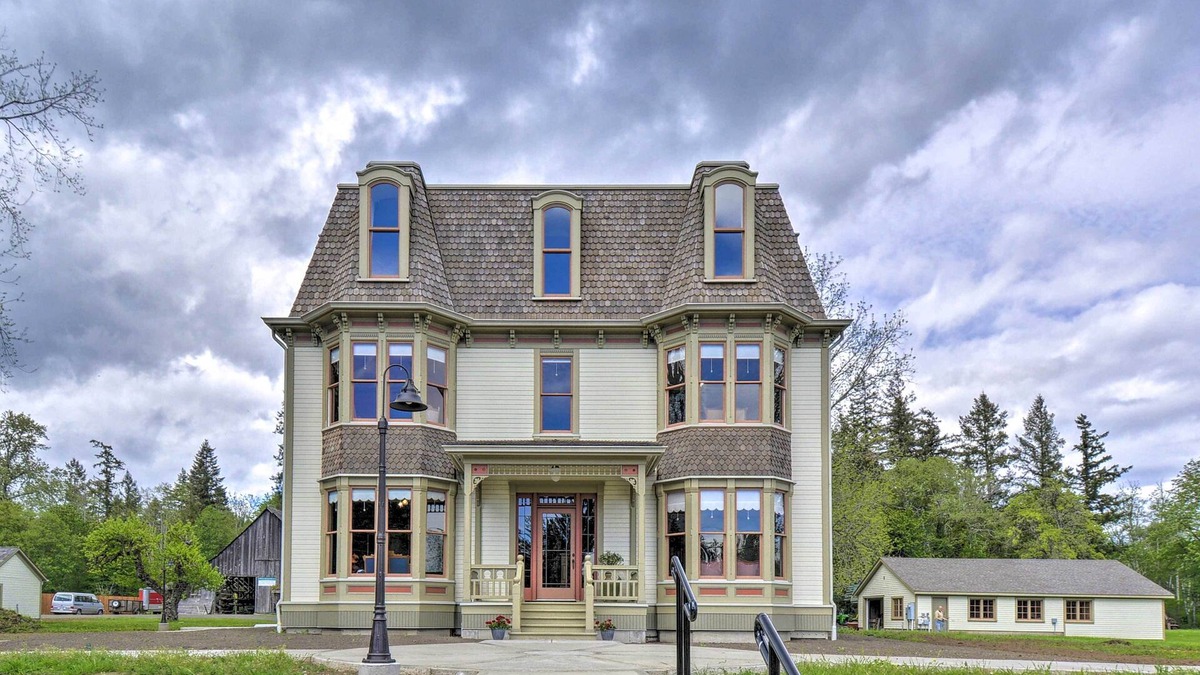 Quilcene Villa | Historic, Victorian Villa w/Park On-Site